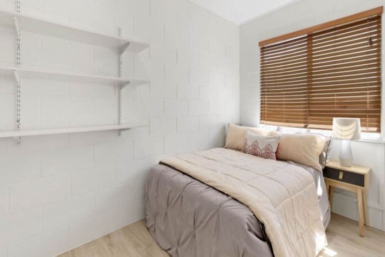 Photo of property in 2/112 Portage Road, New Lynn, Auckland, 0600