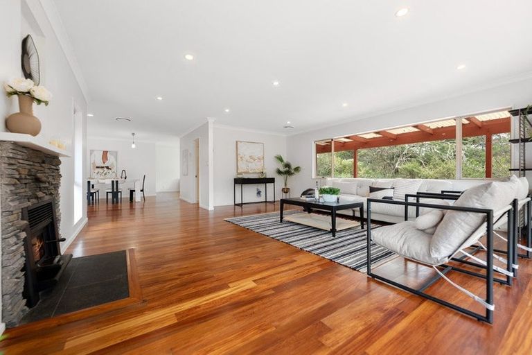 Photo of property in 42 Shelter Drive, Greenhithe, Auckland, 0632