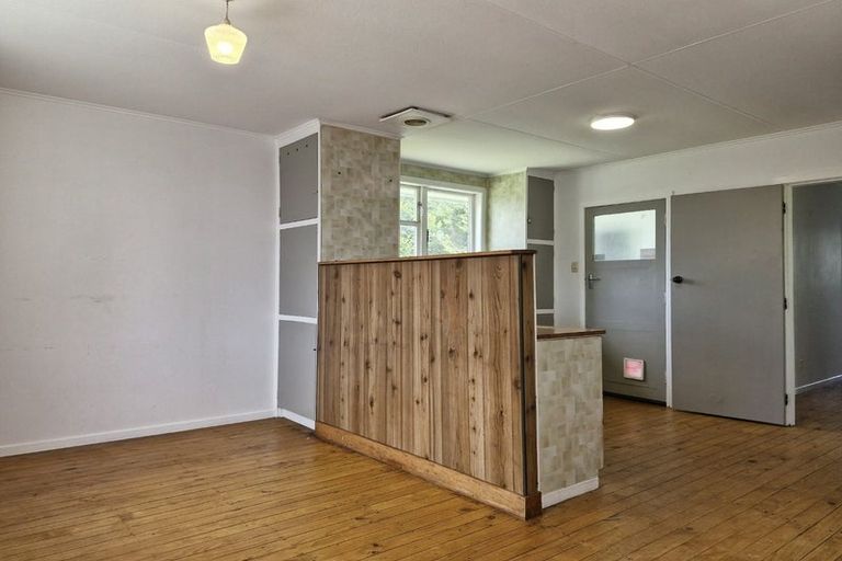 Photo of property in 80 Wrantage Street, Westown, New Plymouth, 4310
