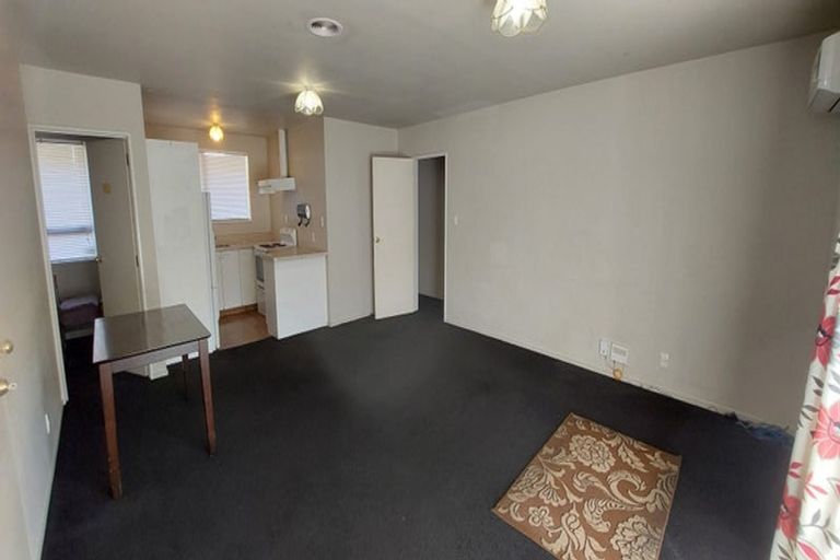 Photo of property in 15 Newnham Terrace, Upper Riccarton, Christchurch, 8041