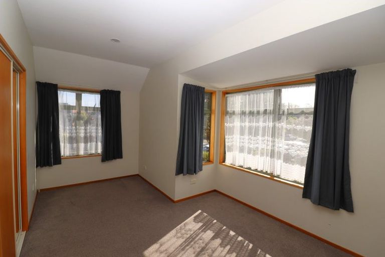 Photo of property in 15 Brockworth Place, Riccarton, Christchurch, 8011