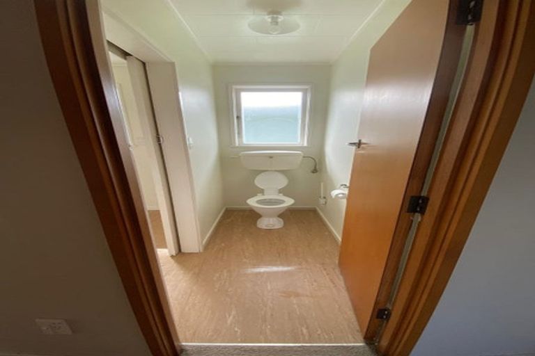 Photo of property in 2 Cobham Crescent, Waipukurau, 4200