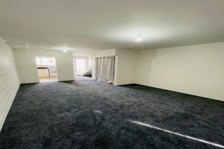 Photo of property in 1 Bendale Place, Papatoetoe, Auckland, 2025