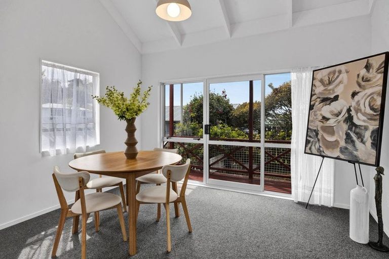 Photo of property in 2/19 Kenmore Street, Westown, New Plymouth, 4310