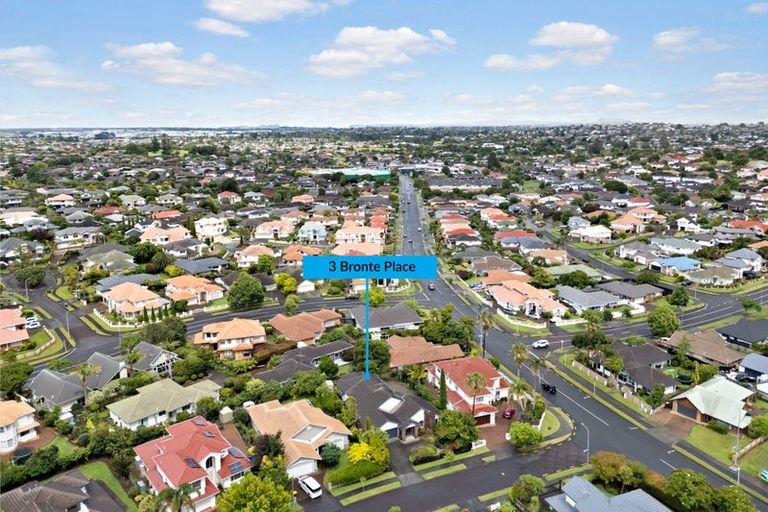 Photo of property in 3 Bronte Place, Somerville, Auckland, 2014