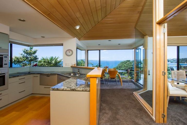 Photo of property in 33 Beulah Avenue, Rothesay Bay, Auckland, 0630