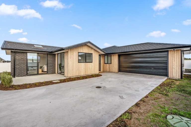 Photo of property in 77 Maturiki Drive, Ruakaka, One Tree Point, 0118