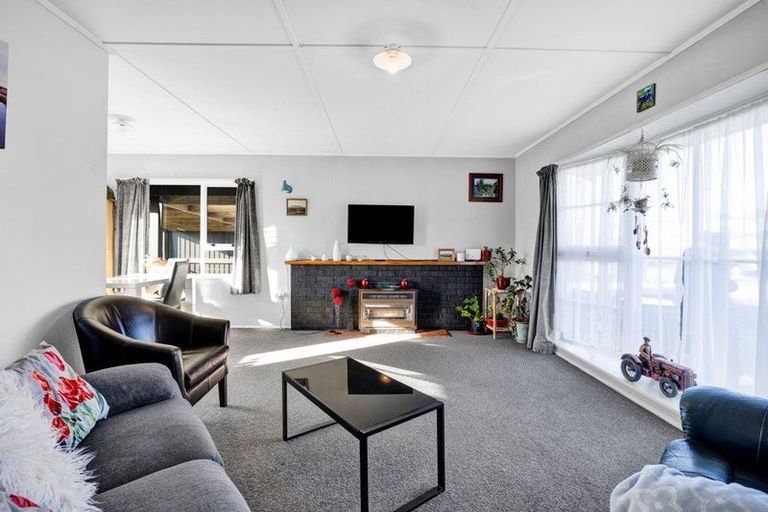 Photo of property in 12 Hamlet Street, Stratford, 4332