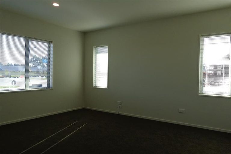 Photo of property in 11 Faringdon Boulevard, Rolleston, 7615