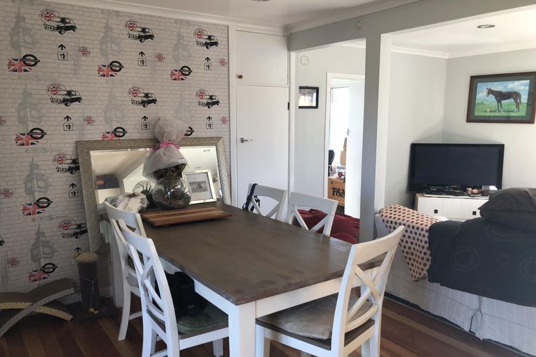 Photo of property in 42 Gibson Road, Tuakau, 2121