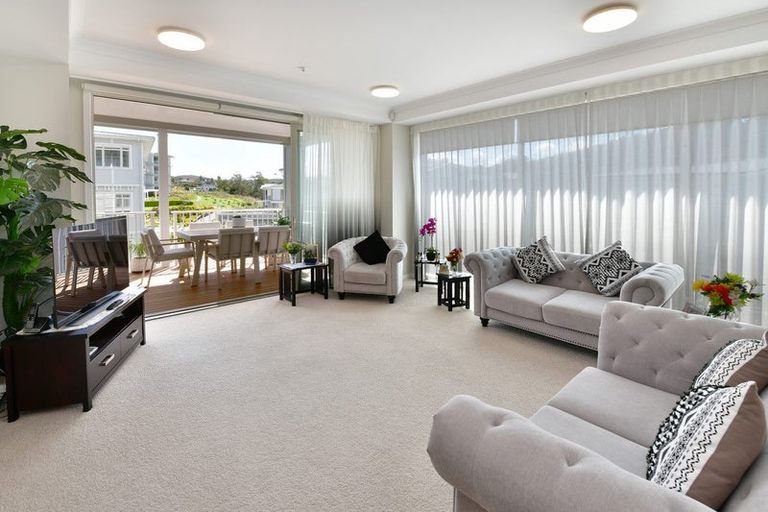 Photo of property in 249 Hibiscus Drive, Orewa, 0931