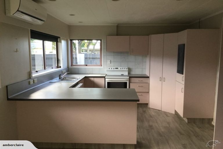 Photo of property in 10 Harpham Street, Taradale, Napier, 4112