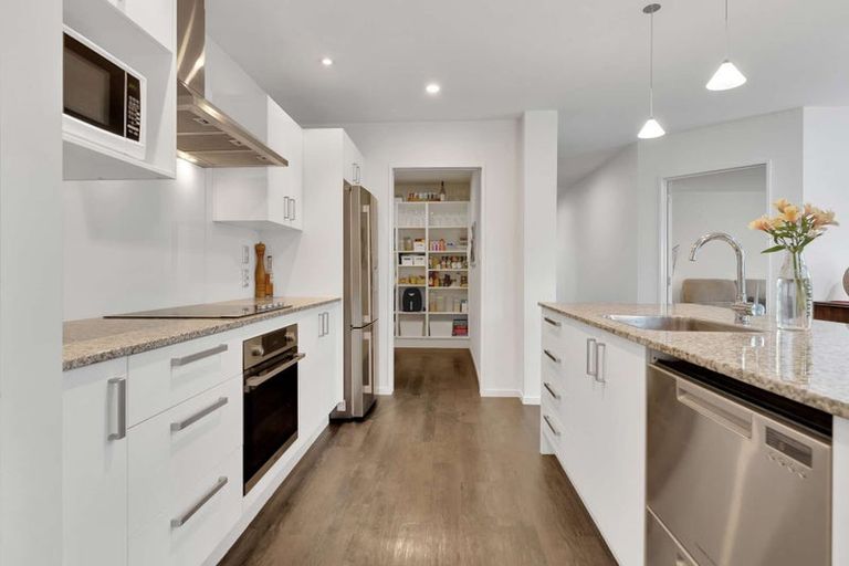 Photo of property in 8 Duggan Close, Rolleston, 7614