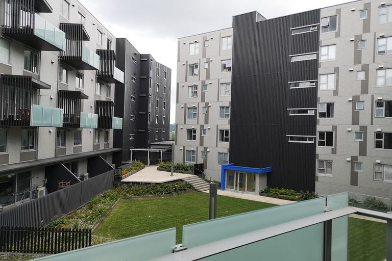 Photo of property in 208/3 Rose Garden Lane, Albany, Auckland, 0632