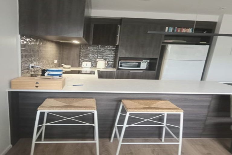 Photo of property in 10/18 Karengo Street, Long Bay, Auckland, 0630