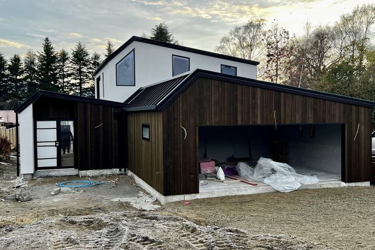 Photo of property in 61a Eely Point Road, Wanaka, 9305