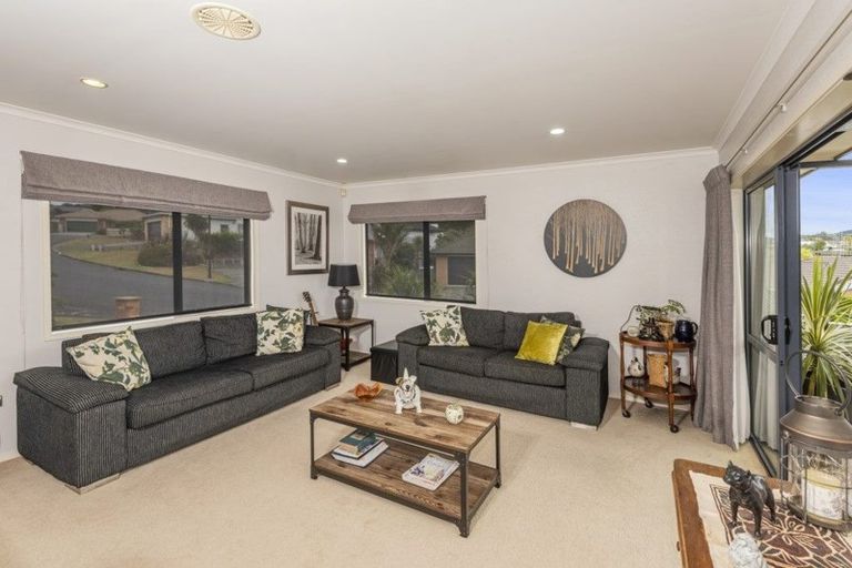 Photo of property in 24 Lochiel Place, Te Kamo, Whangarei, 0112