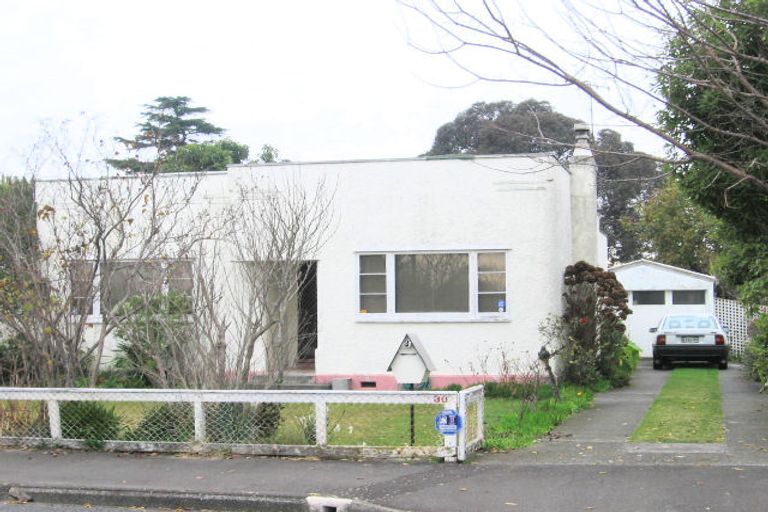 Photo of property in 30 Anzac Avenue, Onekawa, Napier, 4110