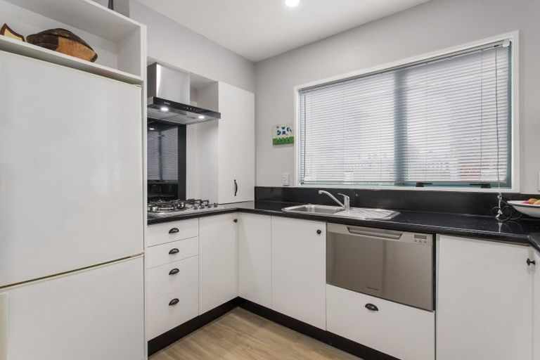 Photo of property in 5/19 Longley Place, Addington, Christchurch, 8024