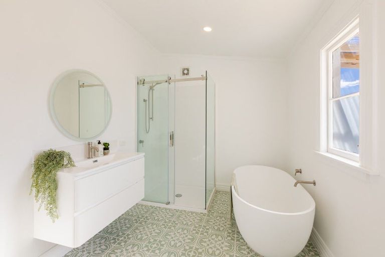 Photo of property in 23 Dee Street, Otane, 4202