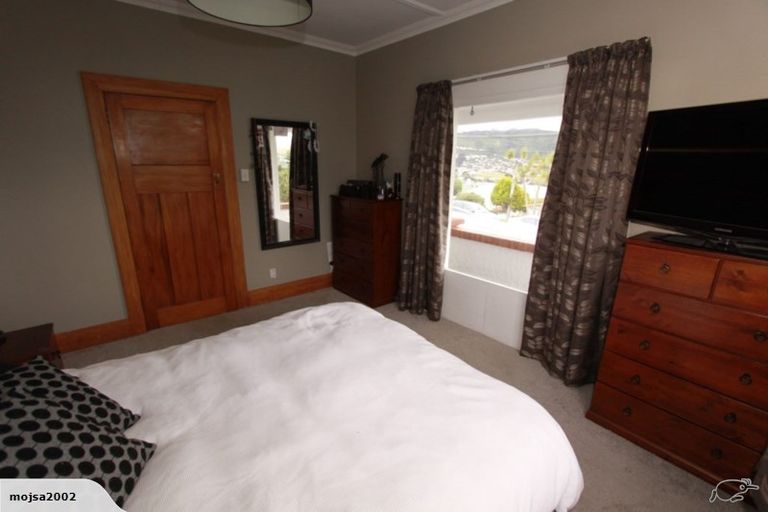 Photo of property in 9 Chesterton Street, Johnsonville, Wellington, 6037
