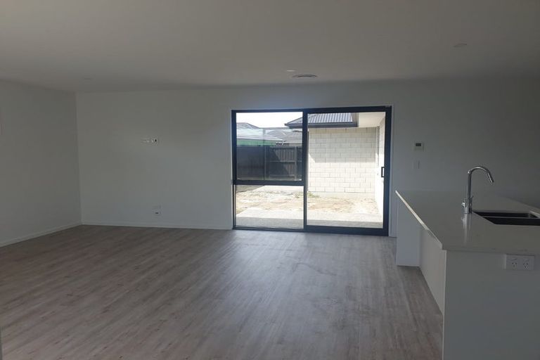 Photo of property in 8 Selfe Crescent, Burwood, Christchurch, 8083