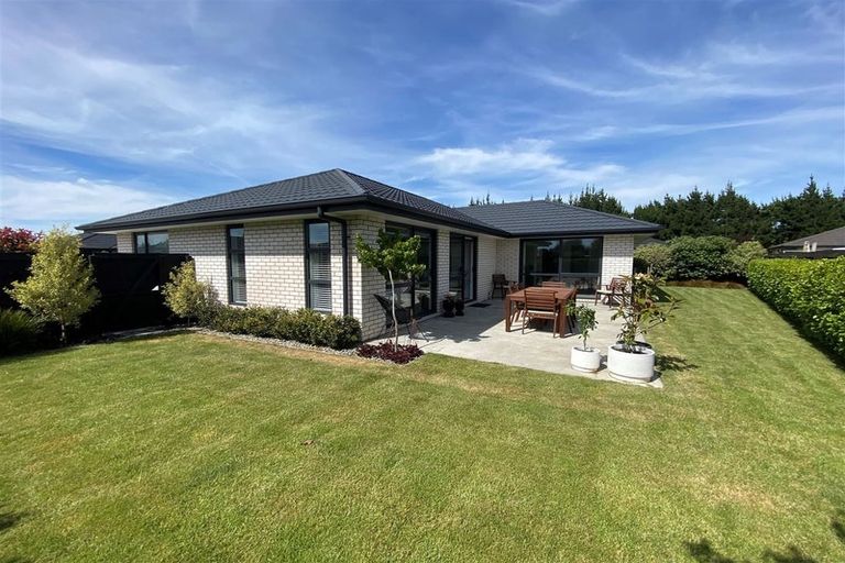 Photo of property in 5 Fairbairn Road, Rolleston, 7614