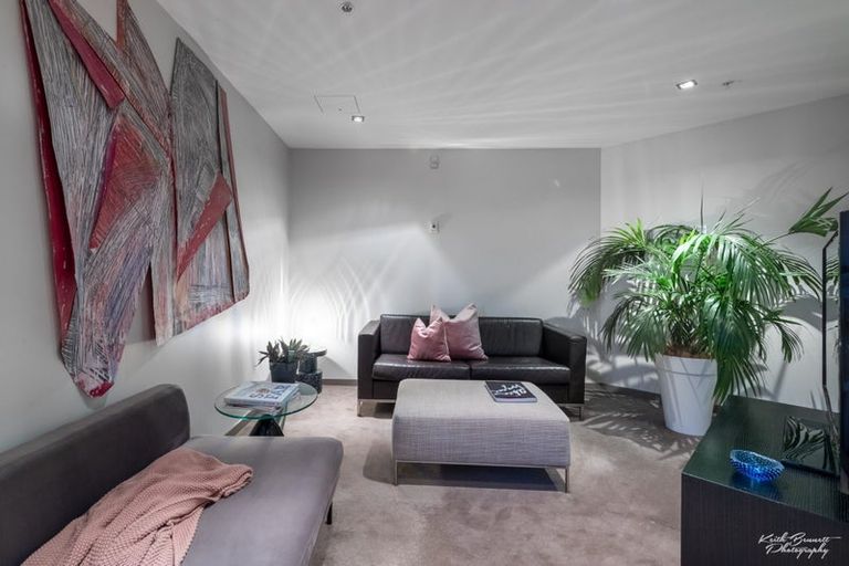 Photo of property in 3b/22 Telford Terrace, Oriental Bay, Wellington, 6011