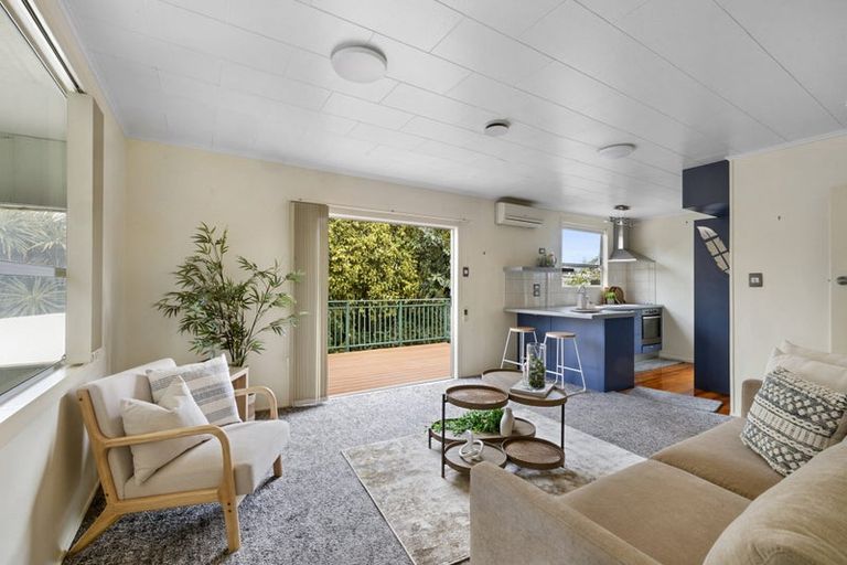 Photo of property in 2/31 Maratahu Street, Westown, New Plymouth, 4310