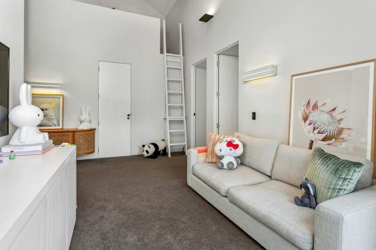 Photo of property in 596 Island Block Road, Island Block, 3782