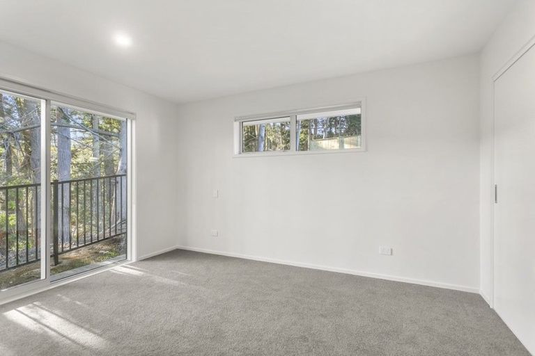Photo of property in 5 Maraeariki Avenue, Orewa, 0931