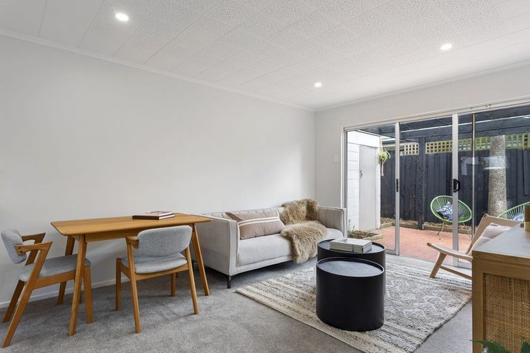 Photo of property in 1/106 Charles Street, Waltham, Christchurch, 8011