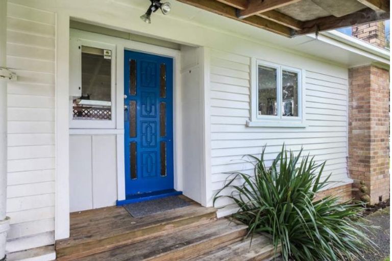 Photo of property in 12 Montgomery Avenue, Pukekohe, 2120