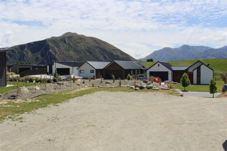 Photo of property in 68 Infinity Drive, Wanaka, 9305