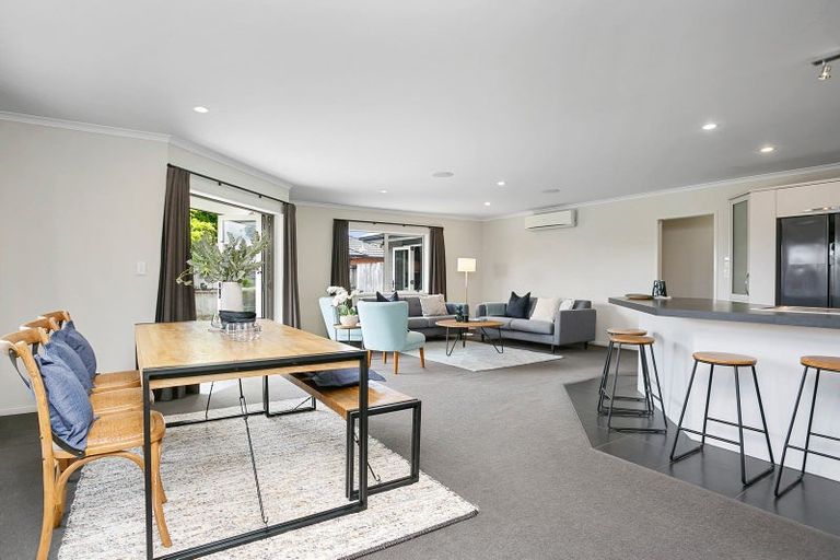 Photo of property in 4 Rose Leigh Drive, Cambridge, 3434