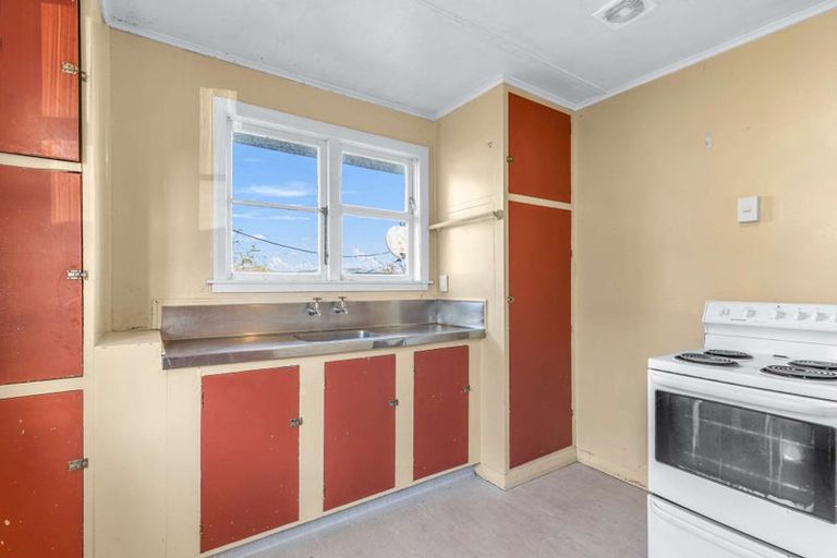 Photo of property in 616 Featherston Street, Roslyn, Palmerston North, 4414