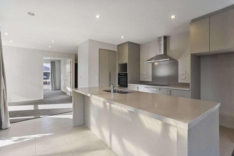 Photo of property in 15 Brockelbank Drive, Kaiapoi, 7630