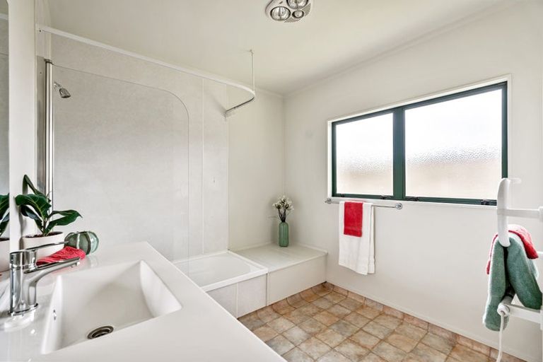 Photo of property in 2 Mclean Street, Kensington, Whangarei, 0112