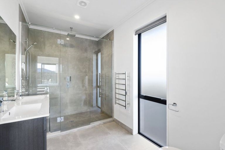 Photo of property in 17 Chimango Place, Rolleston, 7615