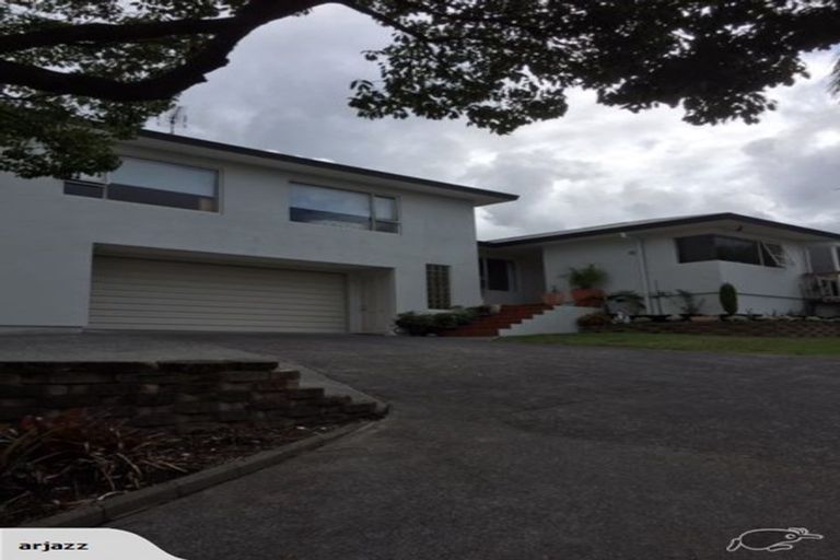 Photo of property in 5 Tern Place, Unsworth Heights, Auckland, 0632