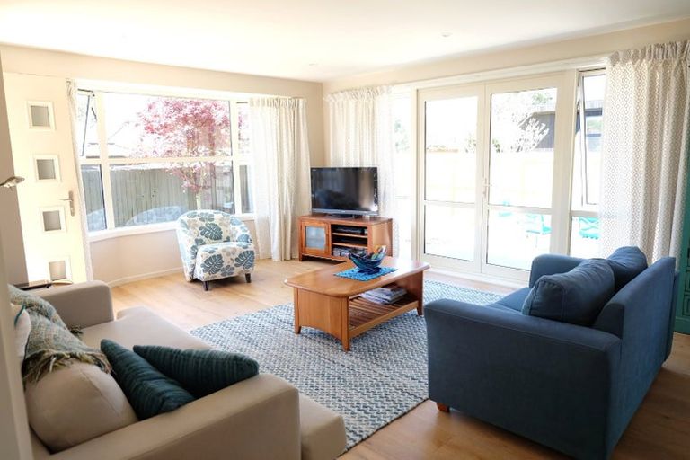 Photo of property in 2/107b Aorangi Road, Bryndwr, Christchurch, 8053