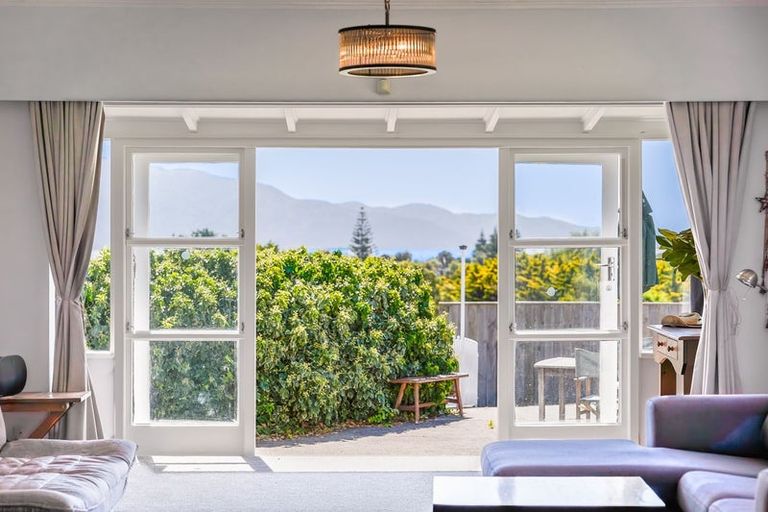 Photo of property in 23 Percival Road, Paraparaumu Beach, Paraparaumu, 5032