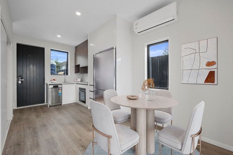Photo of property in 3/88 Gloria Avenue, Te Atatu Peninsula, Auckland, 0610