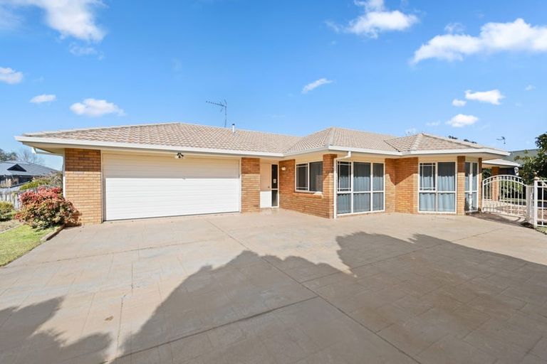 Photo of property in 13 Blairgowrie Place, Rototuna North, Hamilton, 3210