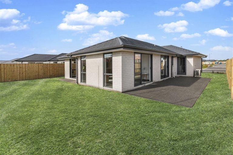 Photo of property in 29 Fairhall Street, Rolleston, 7615