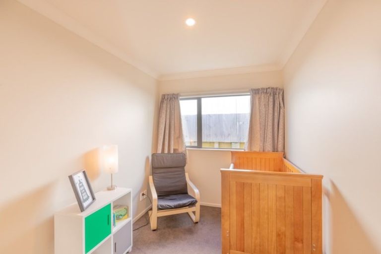 Photo of property in 71 Staithes Drive North, Whitby, Porirua, 5024