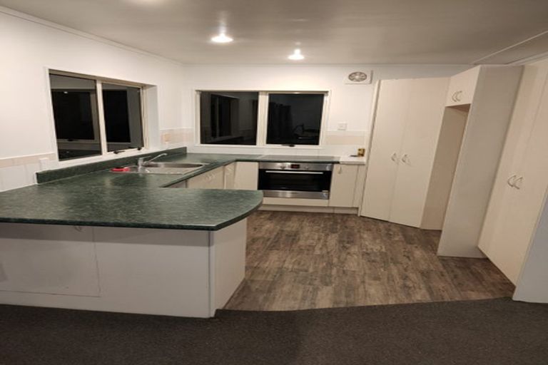 Photo of property in 128 Portage Road, New Lynn, Auckland, 0600