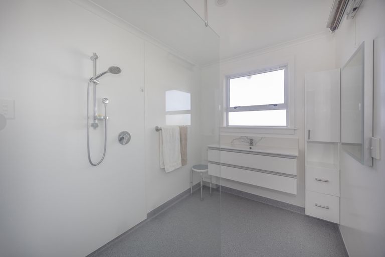 Photo of property in 37 Taward Street, Oamaru North, Oamaru, 9400