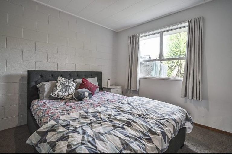 Photo of property in 8a/2 Christie Crescent, Havelock North, 4130