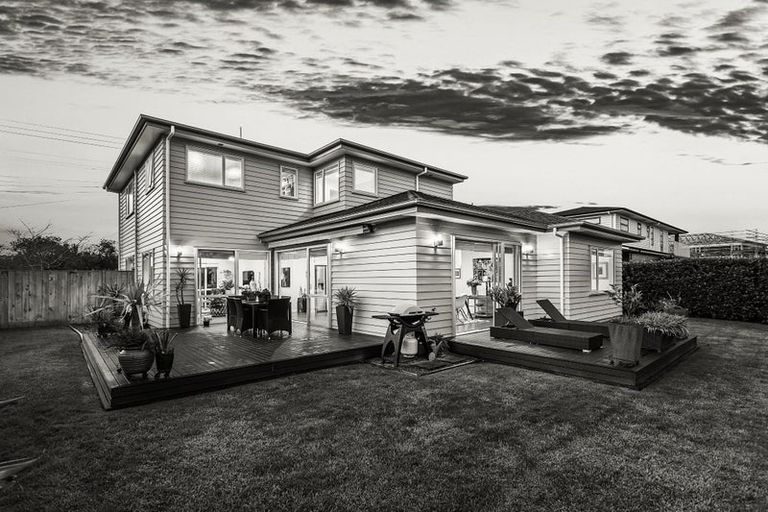 Photo of property in 64 Kaipara Portage Road, Riverhead, 0820
